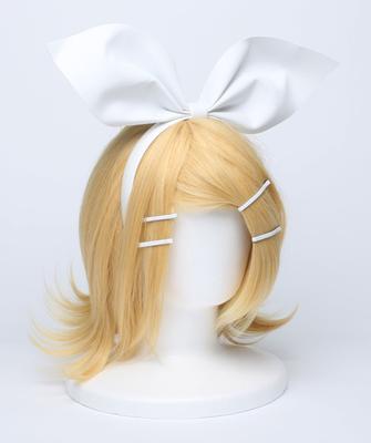 Barevné vlasy – Barevné paruky pro cosplay