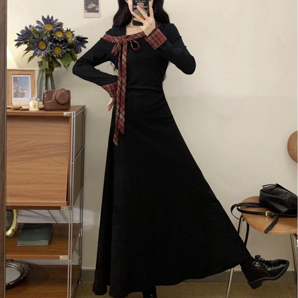 French Hepburn Style Little Black Dress - Bow Long Sleeve, Tummy Concealing, Slimming Mid-Length Ladies' Dress for Spring 2026.