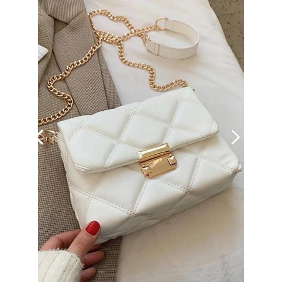 Mubo Damen-Schultertasche mit gestepptem Muster und Kettenriemen