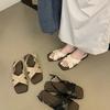 French Vintage Versatile Cross with Open-toed Flat Sandals Women's Summer 2025 New Seaside Beach Roman Shoes