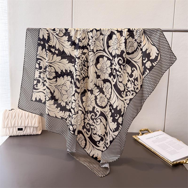 Abstract Color Block Simulation Silk Printing Large Square Scarf Silk Scarf Shawl Headscarf Beach Scarf Neck Protection Scarf Decorative Women'S Scarf