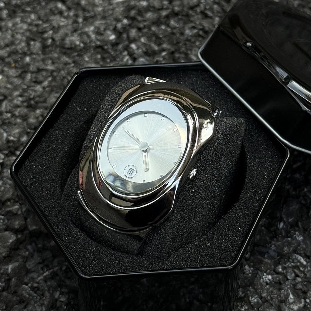 Personalize Quartz Watch Mens Y2k Grey Alien Style Green Creative Blade Design Special Fashion Unique Steel Men Watch  AAA Clock