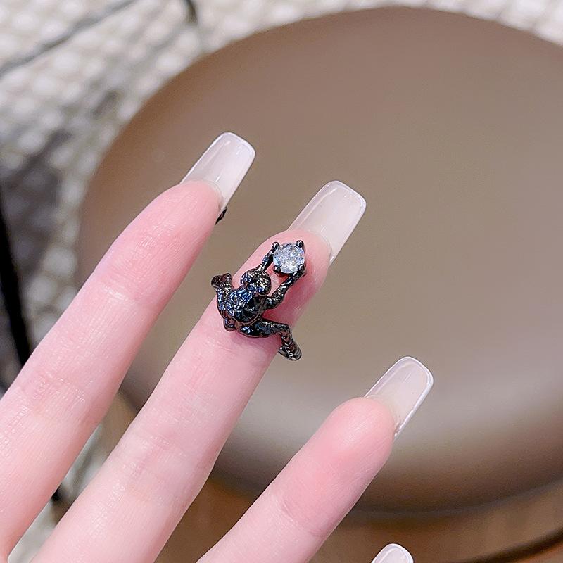 Dark Personality Retro Crown Stacked Open Ring Niche Design Bow High-End Fashion Trendy Cool Ring