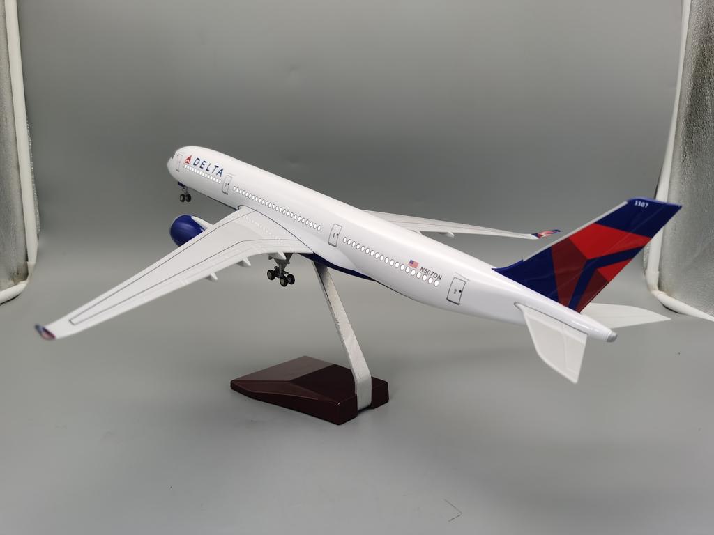 A350 Delta Airline Model 1/142 Scale 47CM Airplane with Wheel Landing Gear Miniature Plane for Collectible Souvenir Gifts