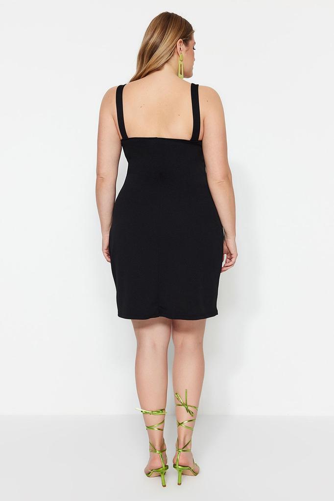Women's Style Plus Size Black Sweetheart Neckline Knitted Dress