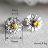 Dubai Luxury Earrings, Small Daisy Flower Night Market Earrings, Exquisite And Small Fashion Stud Earrings