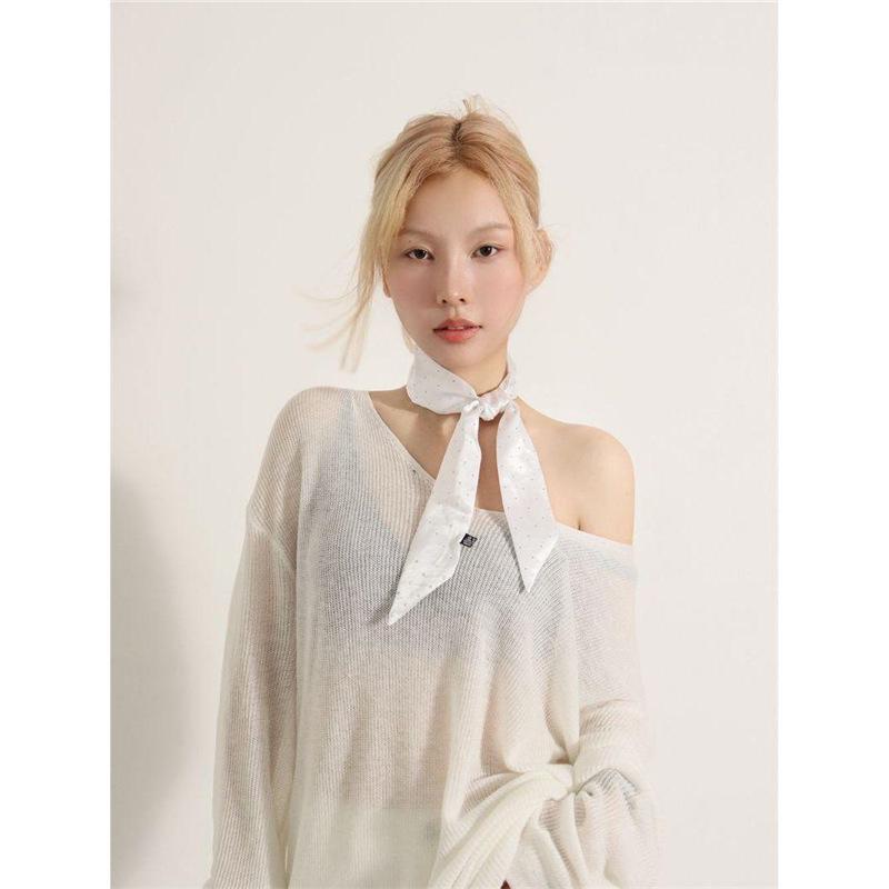 

Трендовый платок в горошек в стиле Y2K: Дизайн с длинной лентой для женщин, стильная повязка на голову или шейный платок Standard белый