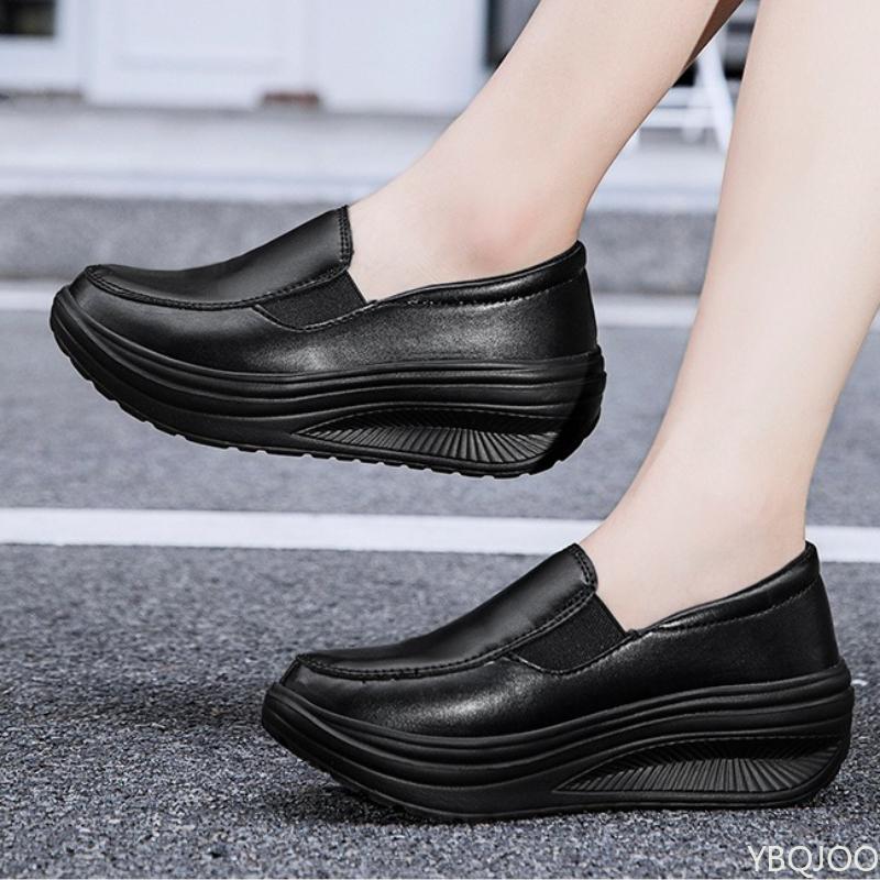 Tamanho Grande Moda Primavera e Outono Novo Item Solado Grosso Aumentador de Altura Salto Inclinado Sapatos Femininos Enfermeira Sapatos Femininos de Salto