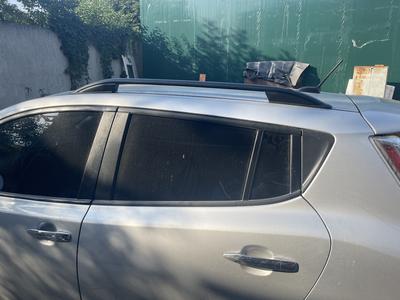 Tavan rayları (siyah) Nissan yaprak 2010-2017 için