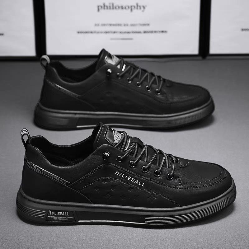 

Літнє чоловіче взуття нові дихаючі маленькі білі туфлі чоловічі корейська версія трендові універсальні кросівки на платформі повсякденні кеди модне взуття 44