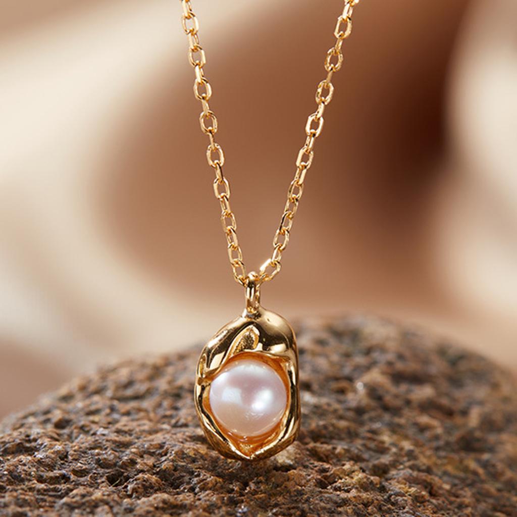 Retro Small Golden Bean Natural Freshwater Pearl Necklace Women's 11K Gold Injection Simple Ins Collarbone Chain High-end Niche Summer