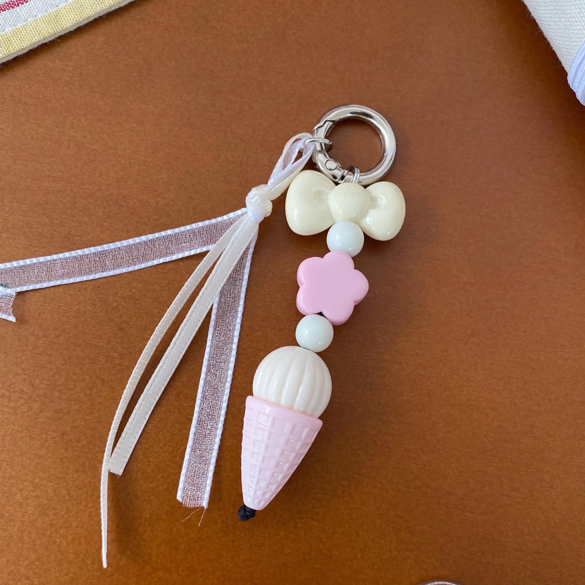 Material: Plastic/Resin Model: Ice Cream Style: Cute Style: Mobile phone accessory Popular Element: Ice Cream Style Classificati