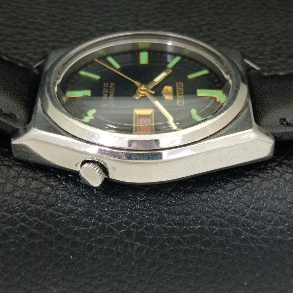 VINTAGE SEIKO 5 AUTOMATIC 7019A JAPAN MENS BLACK COLOR DIAL WATCH a702638-1 R209-a702638