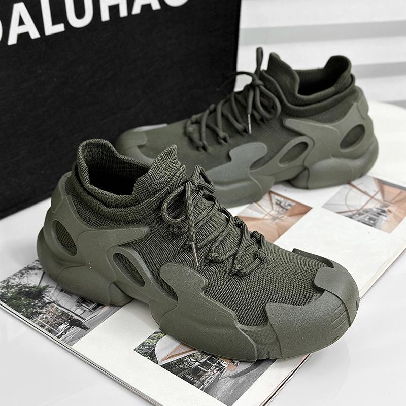 2025 New Men's Shoes: Lightweight, Soft, Fly-knitted Socks, Hot Shoes, Breathable Flat Soles, Light and Trendy Brands