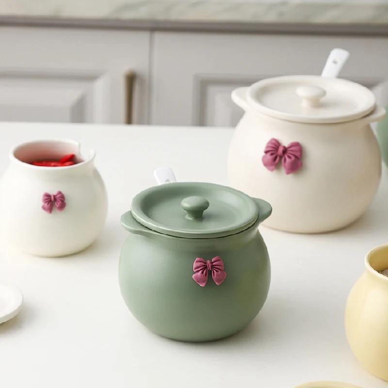 Household Ceramic Seasoning Pot Container with Lid Spoon Ceramic Sugar Bowl Seasoning Box Salt Pot Tea Pot Kitchen Countertop