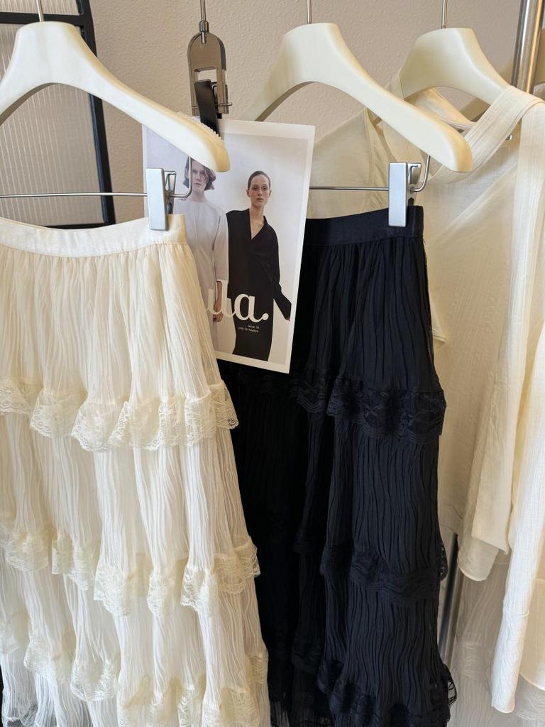 Textured Lace Layered Midi Skirt for Spring/Summer - Women's Sweet Sheer Mesh Skirt