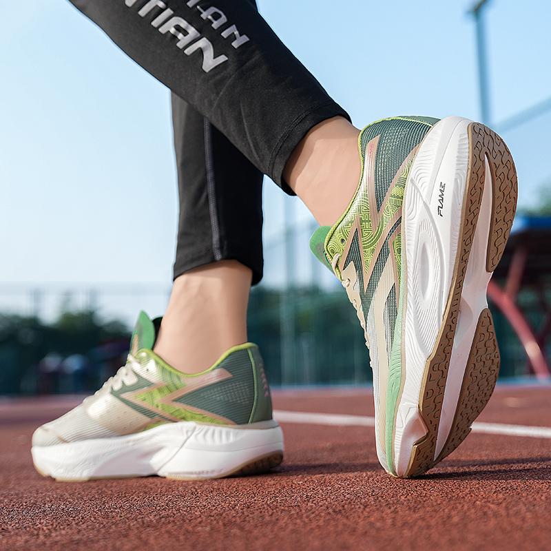 New Men's Sneakers, Running Shoes Casual Shoes Cushioned Lightweight Rebound Anti Slip Wear Resistant Hiking Shoes Large Size