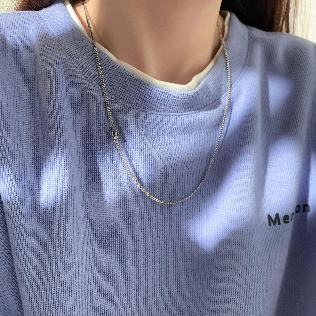 Colar de Suéter Corrente Lateral Coroa Tailandesa Vintage Feminino Corrente Nua Corrente Universal Pingente Vestível Luz Acessórios de Nicho de Luxo