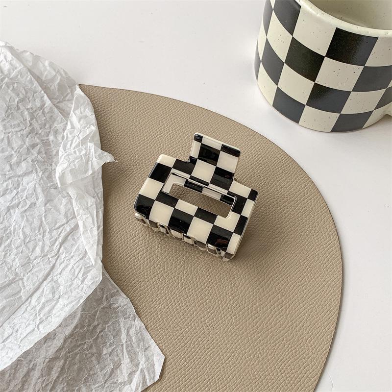 Black & White Checkerboard Shark Hair Clip - Elegant Summer Accessory