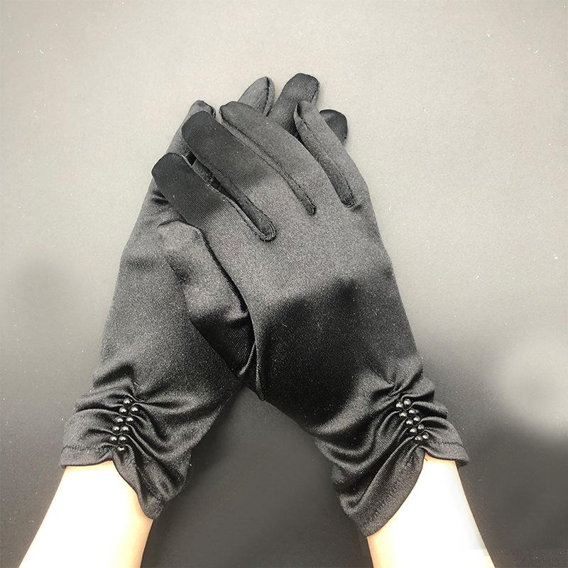 

Короткие эластичные атласные перчатки с вышивкой, бисером и плиссировкой, аксессуары для одежды для сценических выступлений, ювелирные изделия, этикетные перчатки one size fits all чёрный