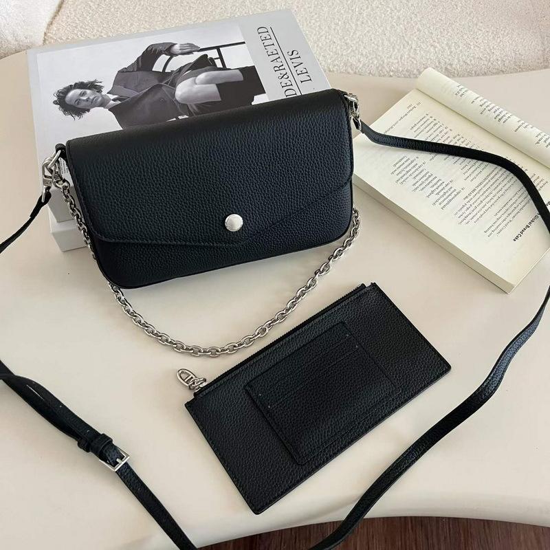 26 New leather women's bags, first layer cowhide lychee pattern envelope, mini small bag chain, single shoulder oblique span bag cross-border.