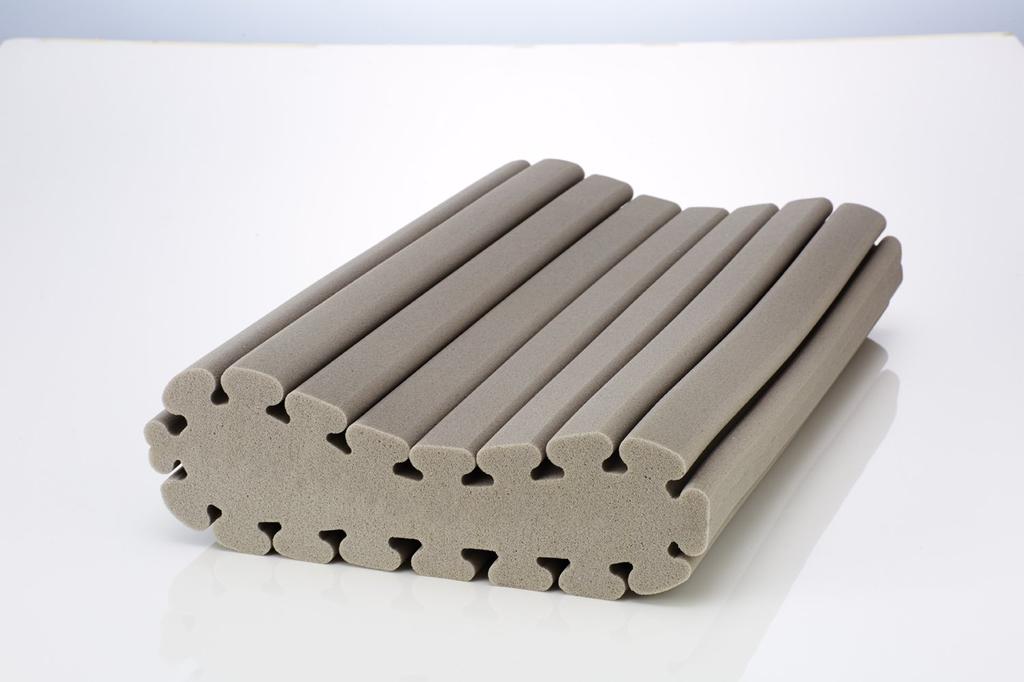 France Bed Refresh Pillow Soft Support, a Hotels Select Pillow with a Soft, Double-sided Memory Foam Pillow Featuring a Deodorizing Kuraray Shine Up