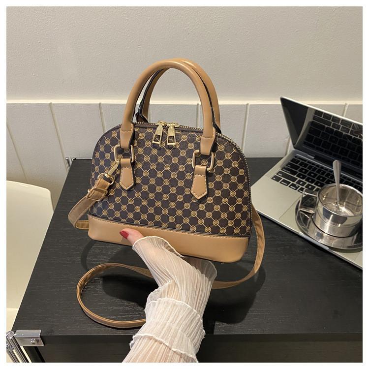 Stylish Minimalist Shell Bag 2023 Summer New Simple Bag Retro Trend Urban Style хаки