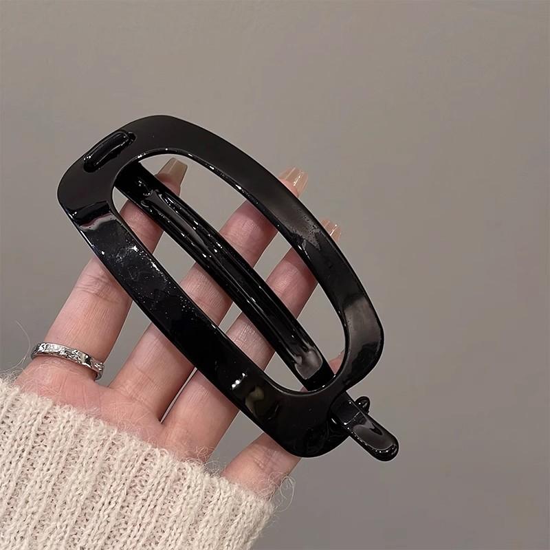 Vintage Solid Hollow Oval Simple Twist Hair Clips For Women Temperament Hair Ornament Headband Hairpin Fashion Hair Accessories