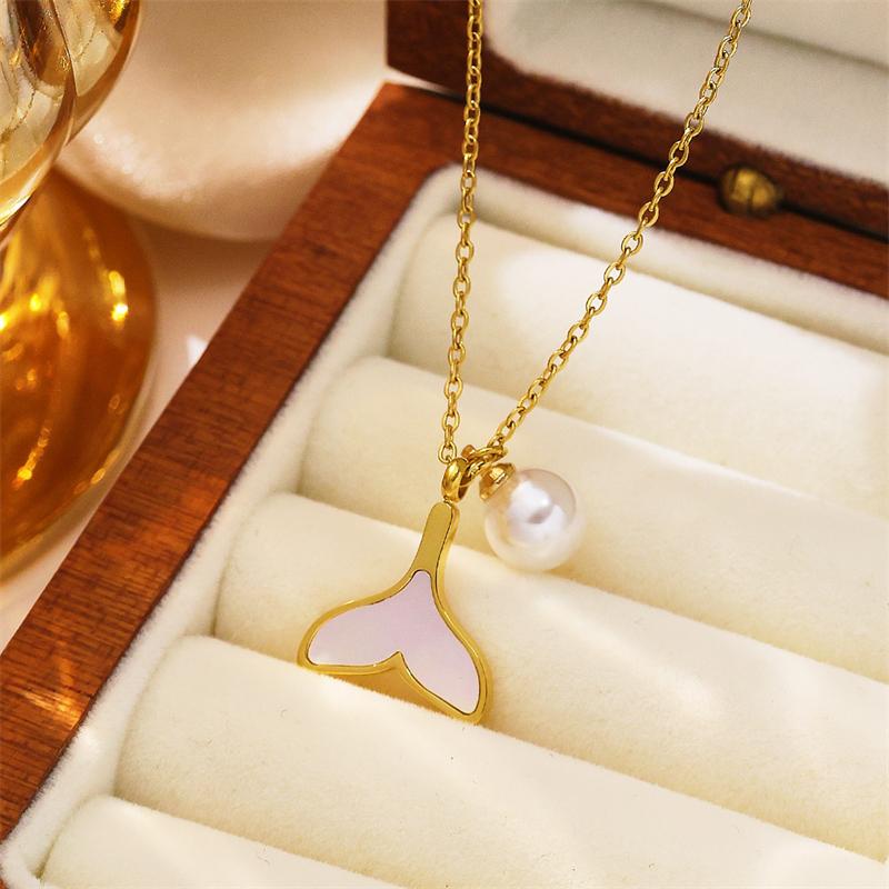 316L Stainless Steel New Fashion Waterproof Jewelry Pearl Whale Tail Seashell Charm Chain Choker Necklaces Pendants For Women