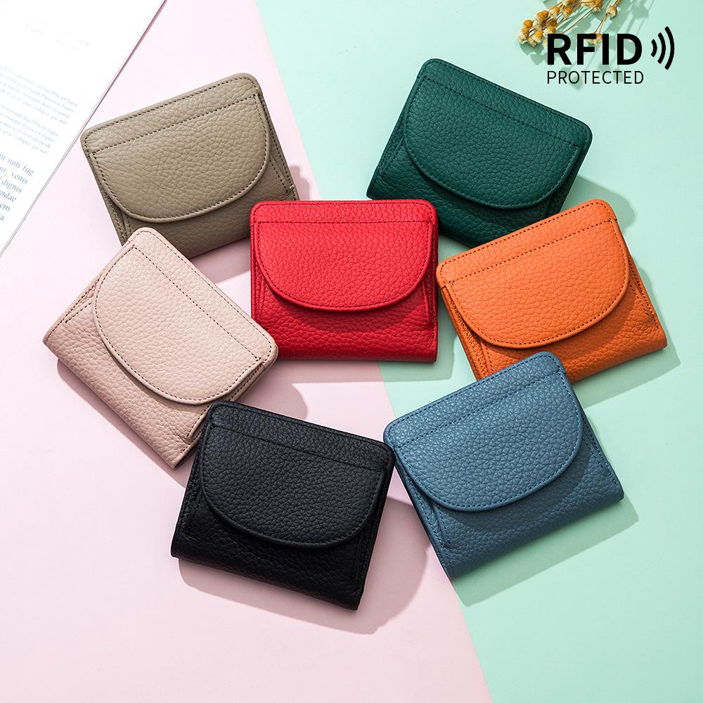 Mini portfel RFID ze skóry naturalnej w stylu japońskim - Ultracienki składany portfelik na monety dla kobiet