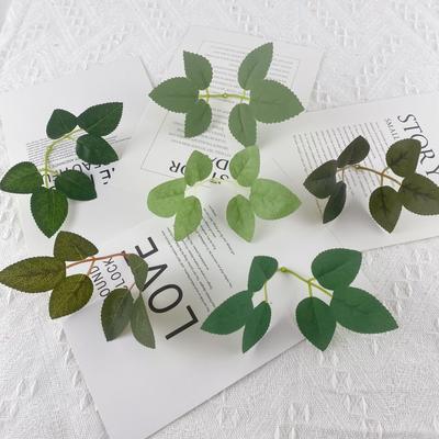 Deko & Wohnaccessoires – Künstliche Blumen & Kränze