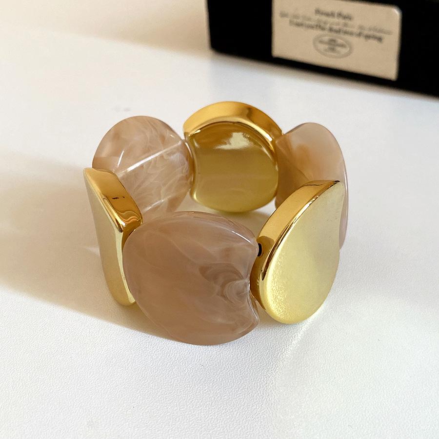 Elegant Acrylic Round Elastic Bracelet 2026 - European & American Style, Exaggerated Luxe Commute Jewelry, High-End Feel.