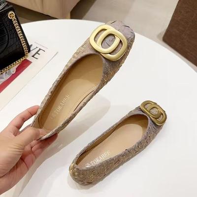 Chaussures Doudou à bout carré rétro français à semelle souple pour femmes 2025 nouvelles chaussures simples à semelle plate à boucle métallique confortables et polyvalentes chaussures pour femmes