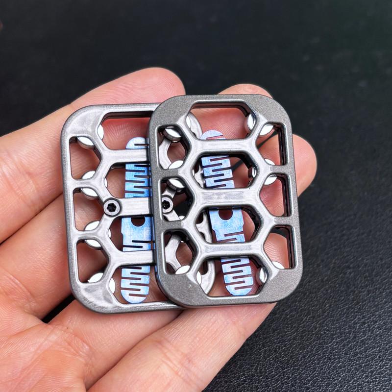 

Fidgeting Magnetic Push Card Metal Infinite Position Mechanical Slider Haptic Coin Edc Tactile Stress Ease Plaything Men Anti Anxiety