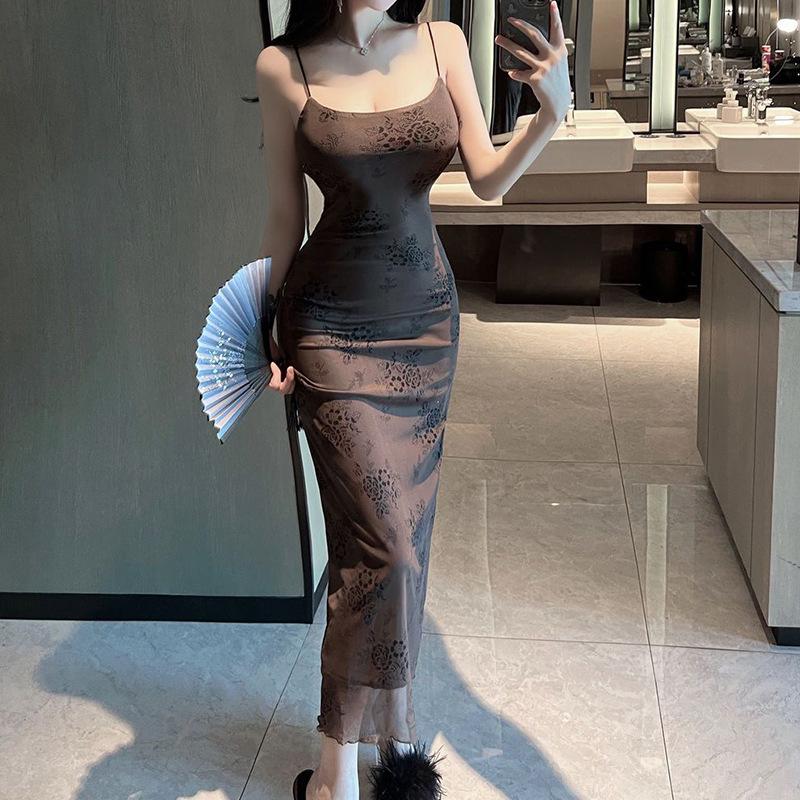 French Retro Pure Desire Sexy Floral Suspender Dress Women's Summer Backless Temperament Slim and Thin Hip-wrapped Long Skirt