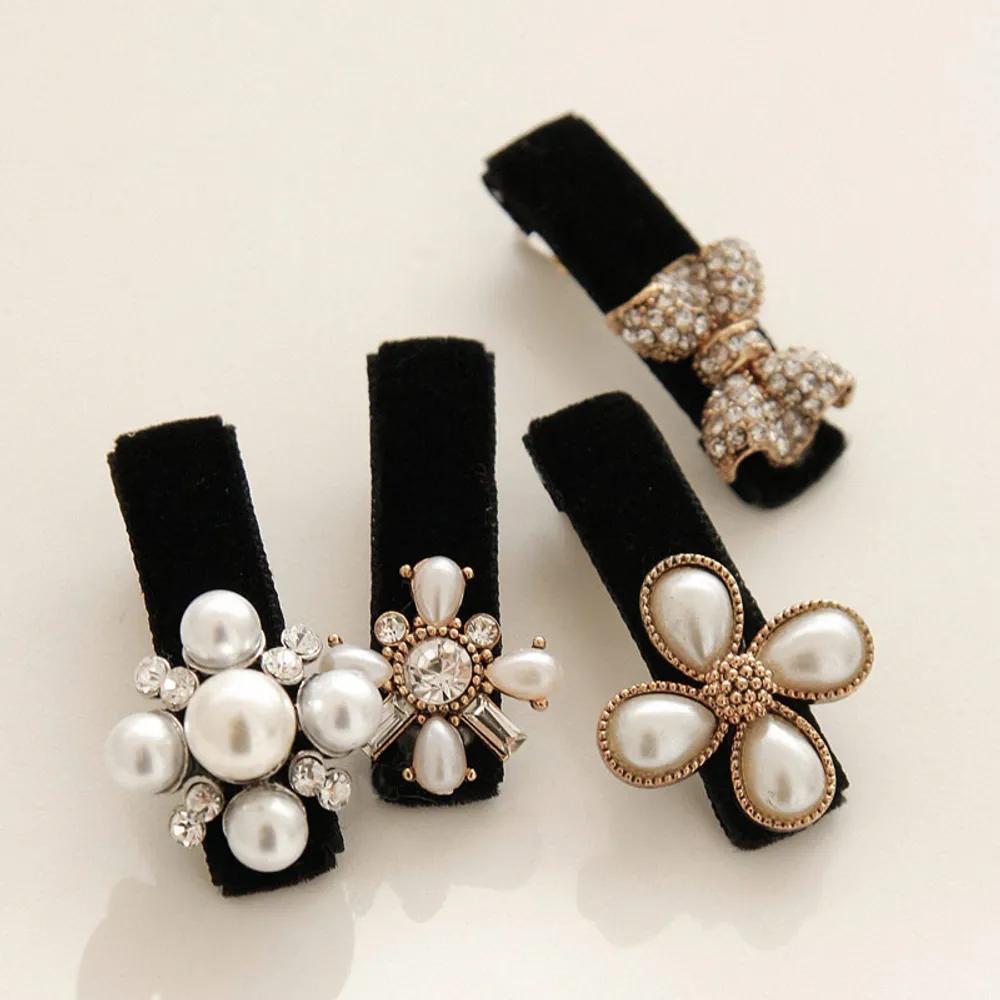 J Lauren Pearl Velvet Casting Point Hair Clip H01315 Small flower