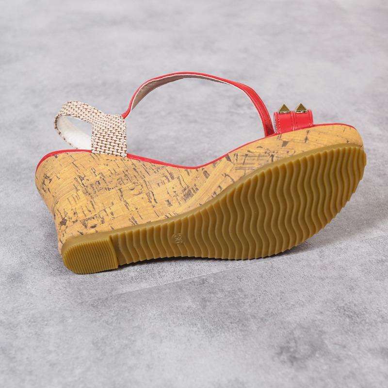 Women's Wedge Sandals, New Spring Style, Plus Size, Fashionable One-strap Platform High Heels, European and American Style.