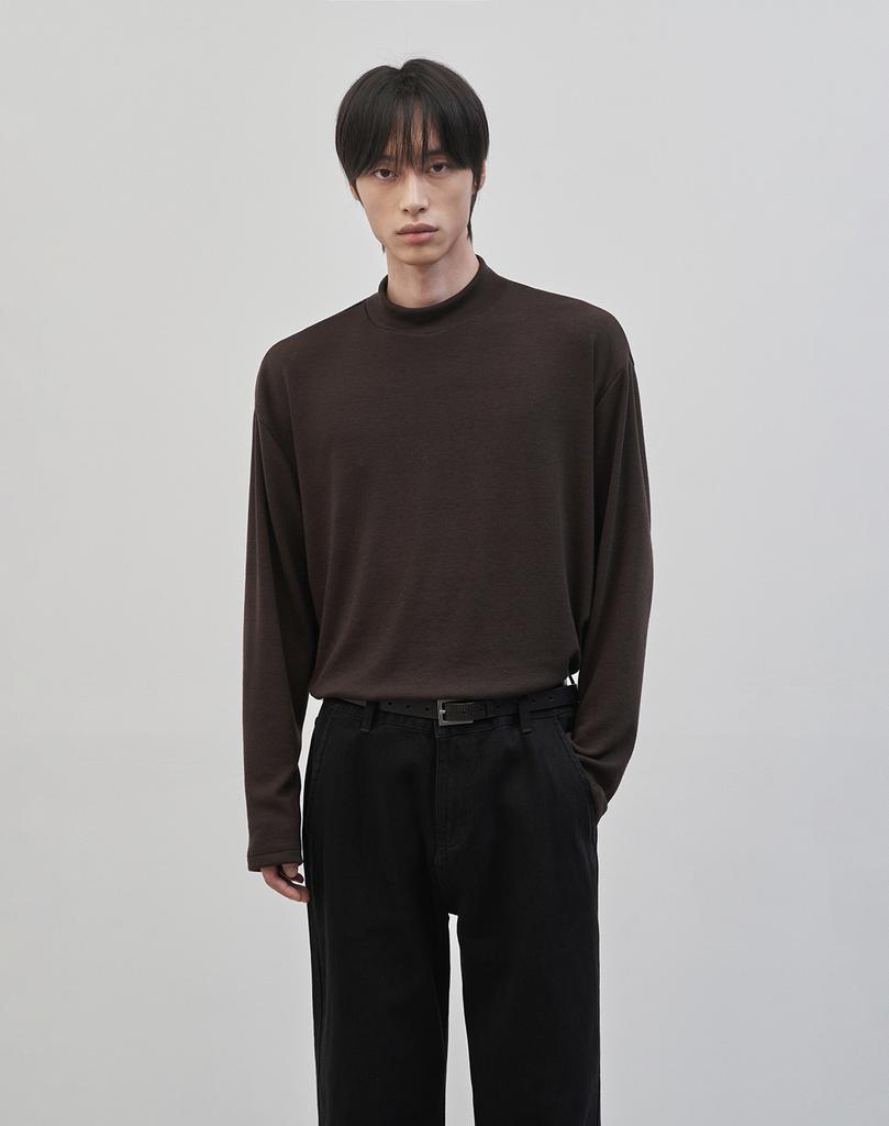 WORK ON BODY OFF Rested Semi-Overfit Mock Neck Knit [Brown]