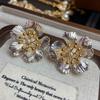 Cold Wind Minimalist White K Flower Fashion Versatile Exquisite Design Versatile Sweet Cool Wind Flower Earrings