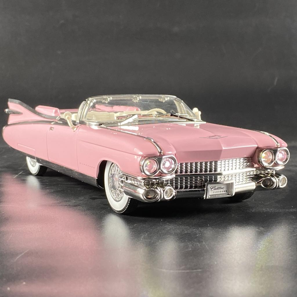 1:24 Cadillac Eldorado Biarritz 1959 Series 62 Luxury Car Alloy Diecast Model Car Sound & Light Pull Back Collection Hobby Gifts
