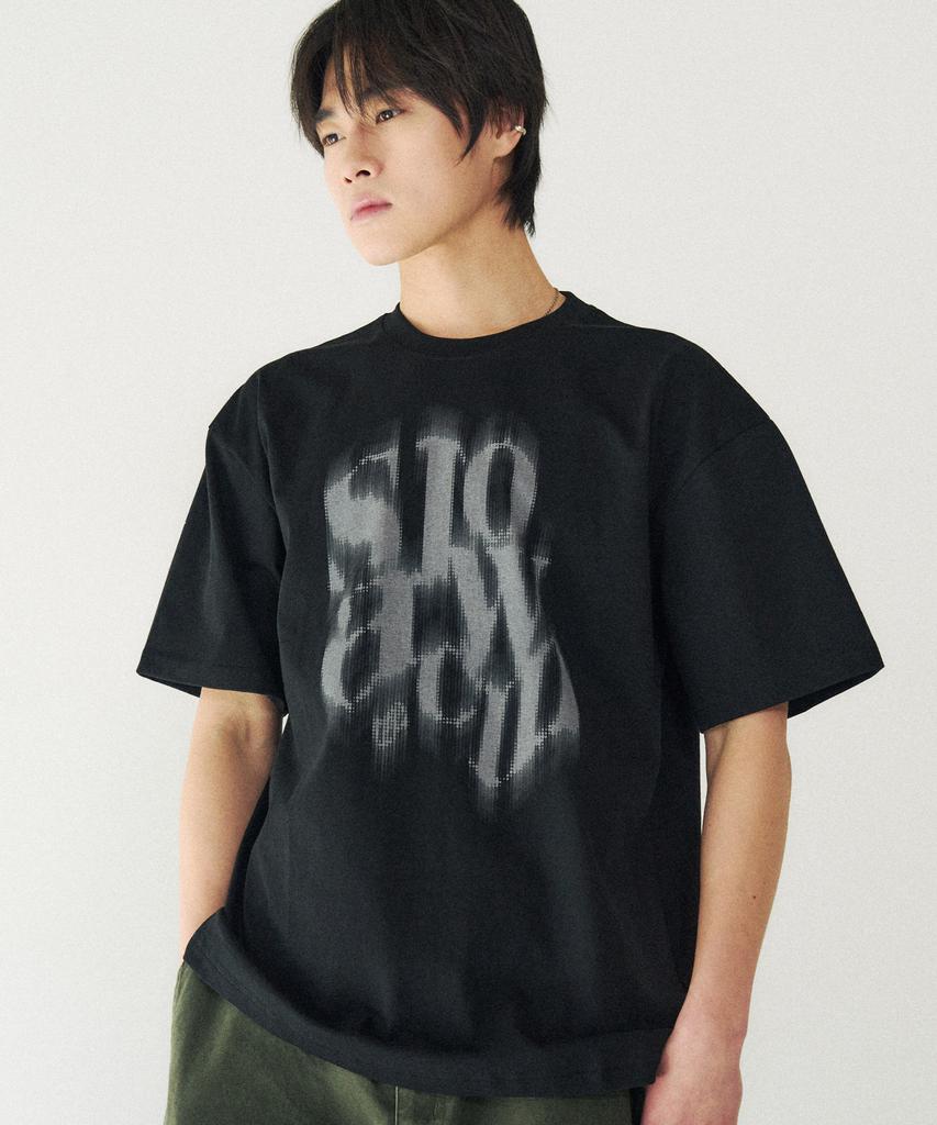 SLOWACID Blurry Logo Short Sleeve T-Shirt [Black]