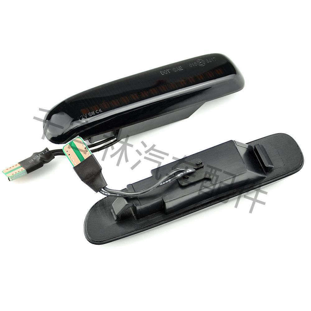 Compatible with BMW 3 Series E46 1997-2001 Dynamic Flowing Water Side Turn Signal Light.