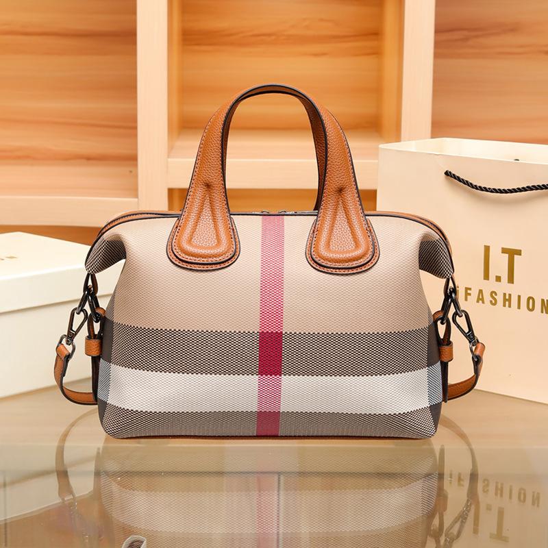 Light Luxury Women's Bag New Checkered Bag Versatile Women's Large Capacity Pillow Bag Single Shoulder Handbag