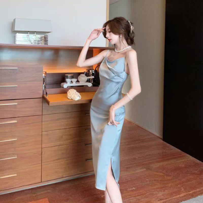 

Французский простой темперамент и модный дизайн, нишевое длинное платье на бретелях с женским вырезом-качели, высококлассная сексуальная юбка M