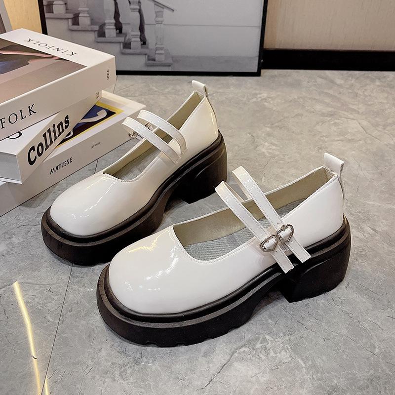 Schwarze Plateau-Pumps mit Knöchelschnalle für Damen im japanischen Lackleder-Mary-Jane-Stil, Damen-Punk-Lolita-Schuhe mit dicken Absätzen