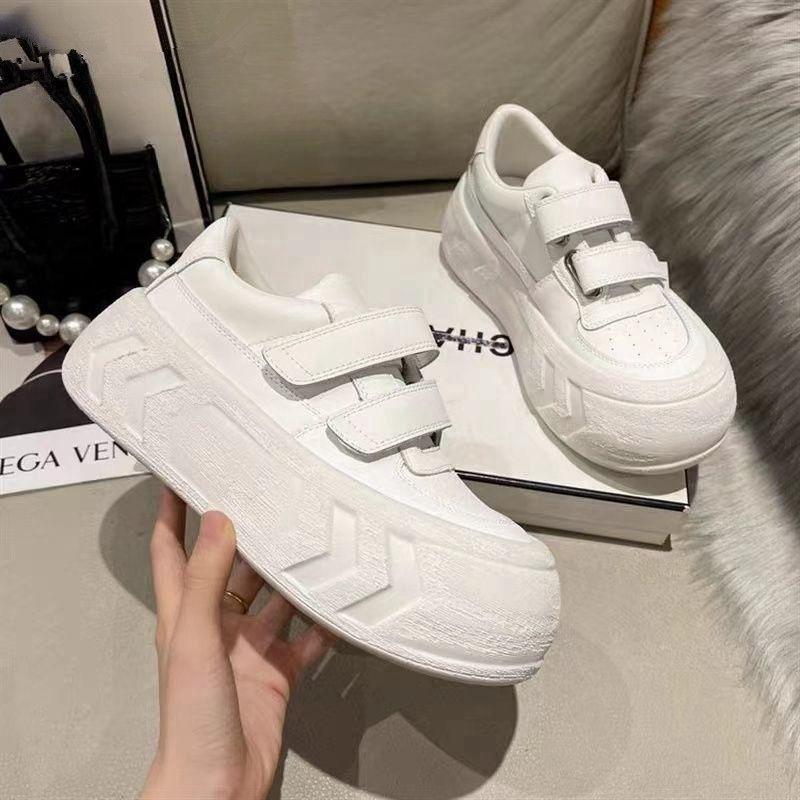 Velcro Big Head Platform Bread Shoes for Women 2025 Autumn New College Style Sports Leisure Height Increase White Shoes for Women