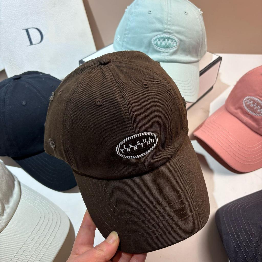 New Ripped Personalized Embroidery Baseball Cap Fashion Youth Travel Versatile Leisure Sports Shade Cap