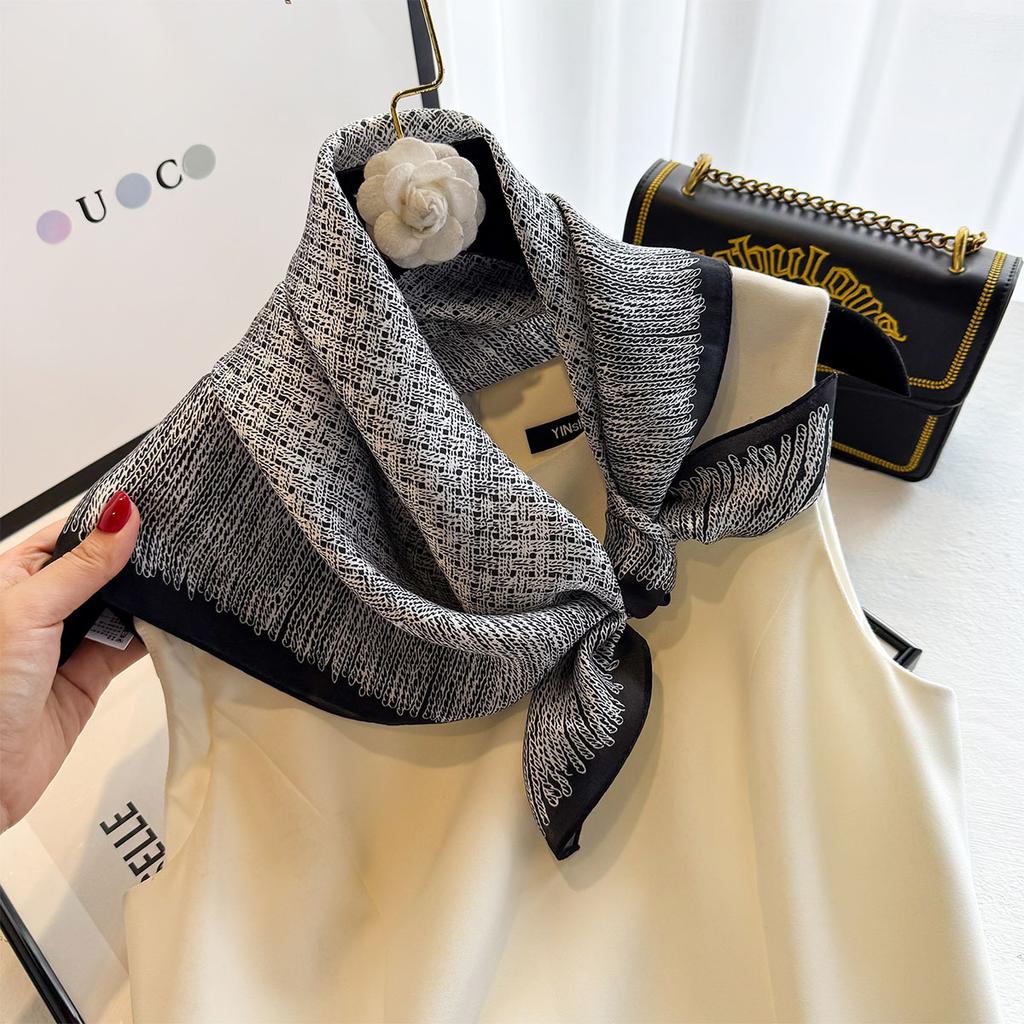 Fashion 100% Nature Real Silk Square Scarf Women Female Foualrd Neckerchief Summer Beach Scarves Shawl Bandana Hijab Pashmina