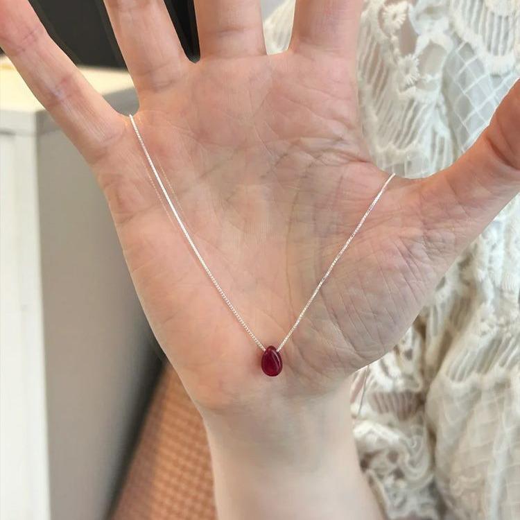 New Chinese Style Red Bean Teardrop Pendant Necklace, Women's Red Clavicle Choker 2025
