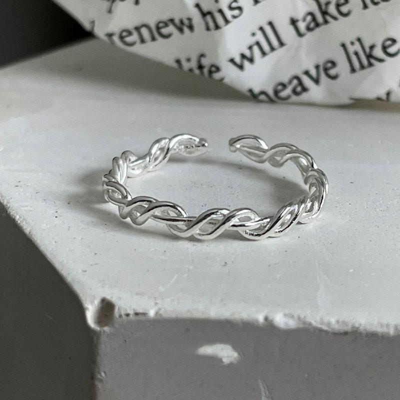 Crystal Beautiful Yellow Heart Ring For Women Stylish And Adjustable Copper Jewelry